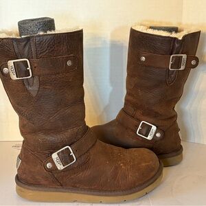 UGG Kensington women’s boots moto biker brown leather sheepskin lined size 7.